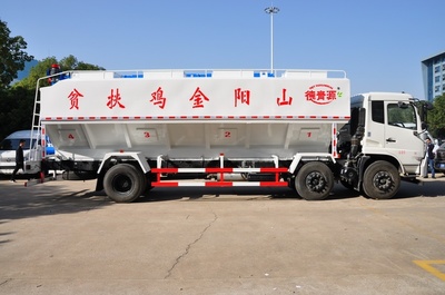 飼料車生產(chǎn)廠家
